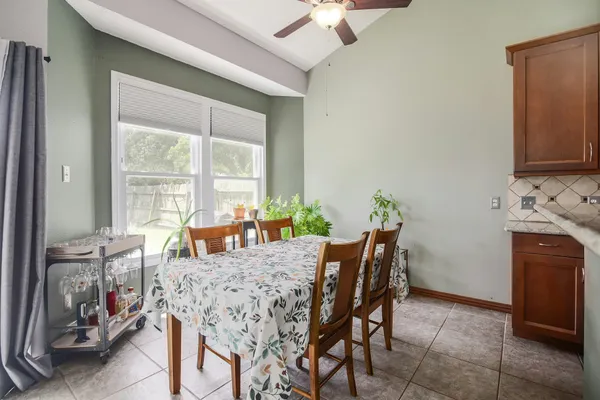 $2,000 | 709 Sapling Cove, Cedar Park, TX 78613
