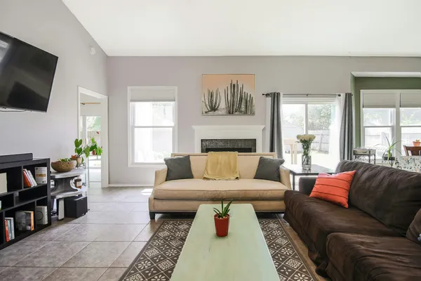 $2,000 | 709 Sapling Cove, Cedar Park, TX 78613