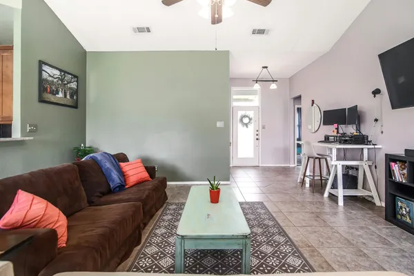 $2,000 | 709 Sapling Cove, Cedar Park, TX 78613