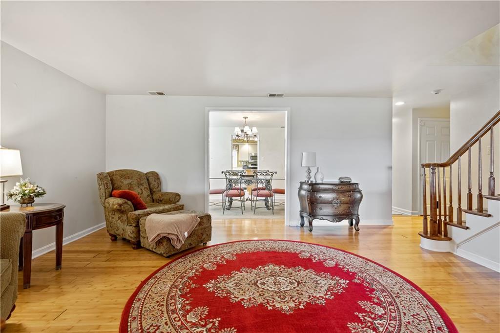 1318 Sky Ridge Drive Pittsburgh, PA 15241 - Photo 11 of 33 a living room with furniture and a table