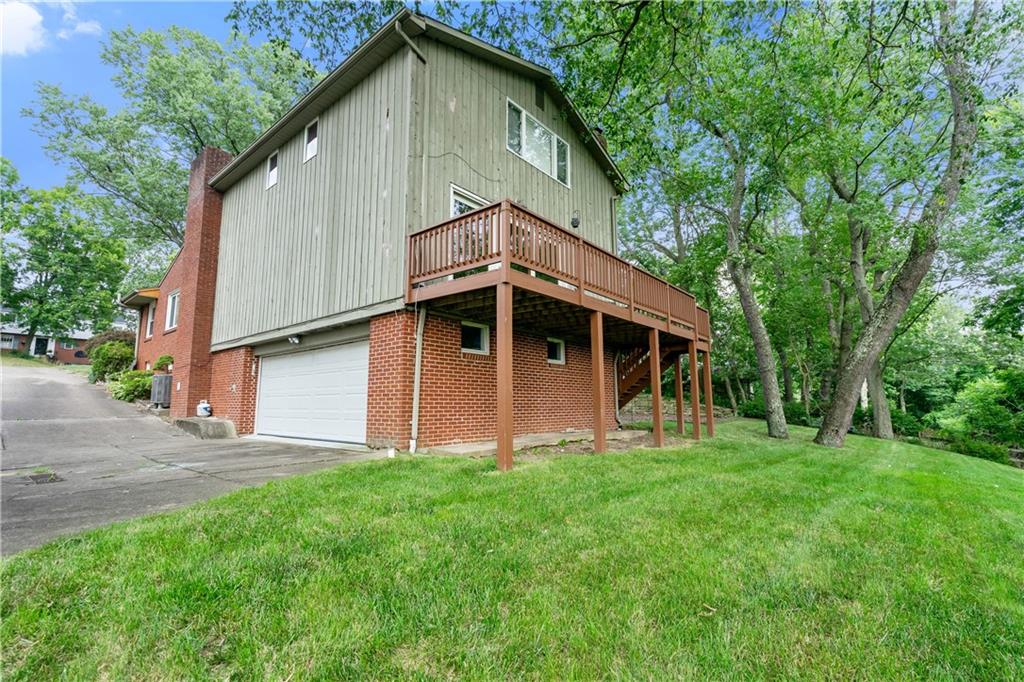 1318 Sky Ridge Drive Pittsburgh, PA 15241 - Photo 32 of 33 a view of a house with a yard
