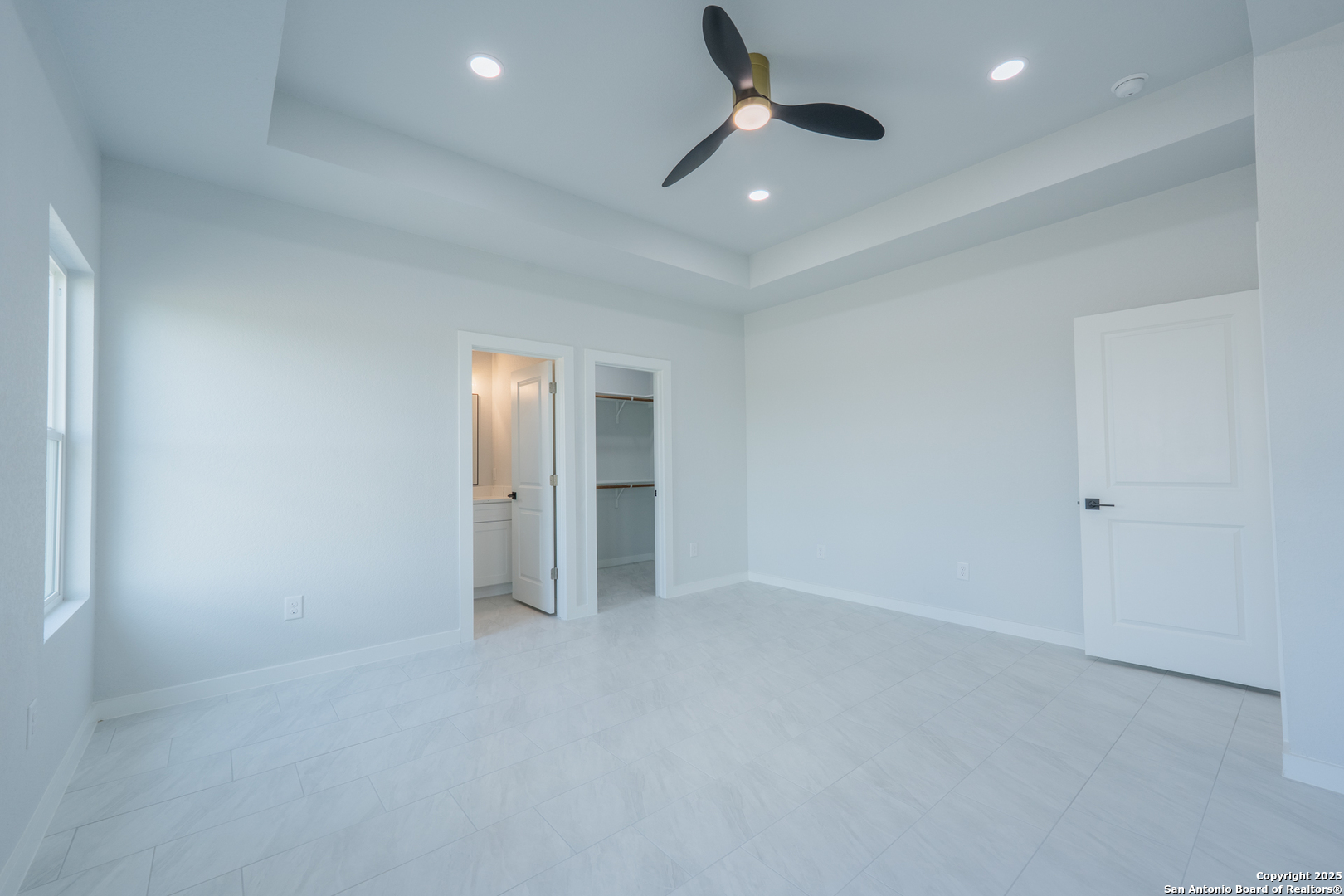 150 Ranchero Way Natalia, TX 78059 - Photo 13 of 30