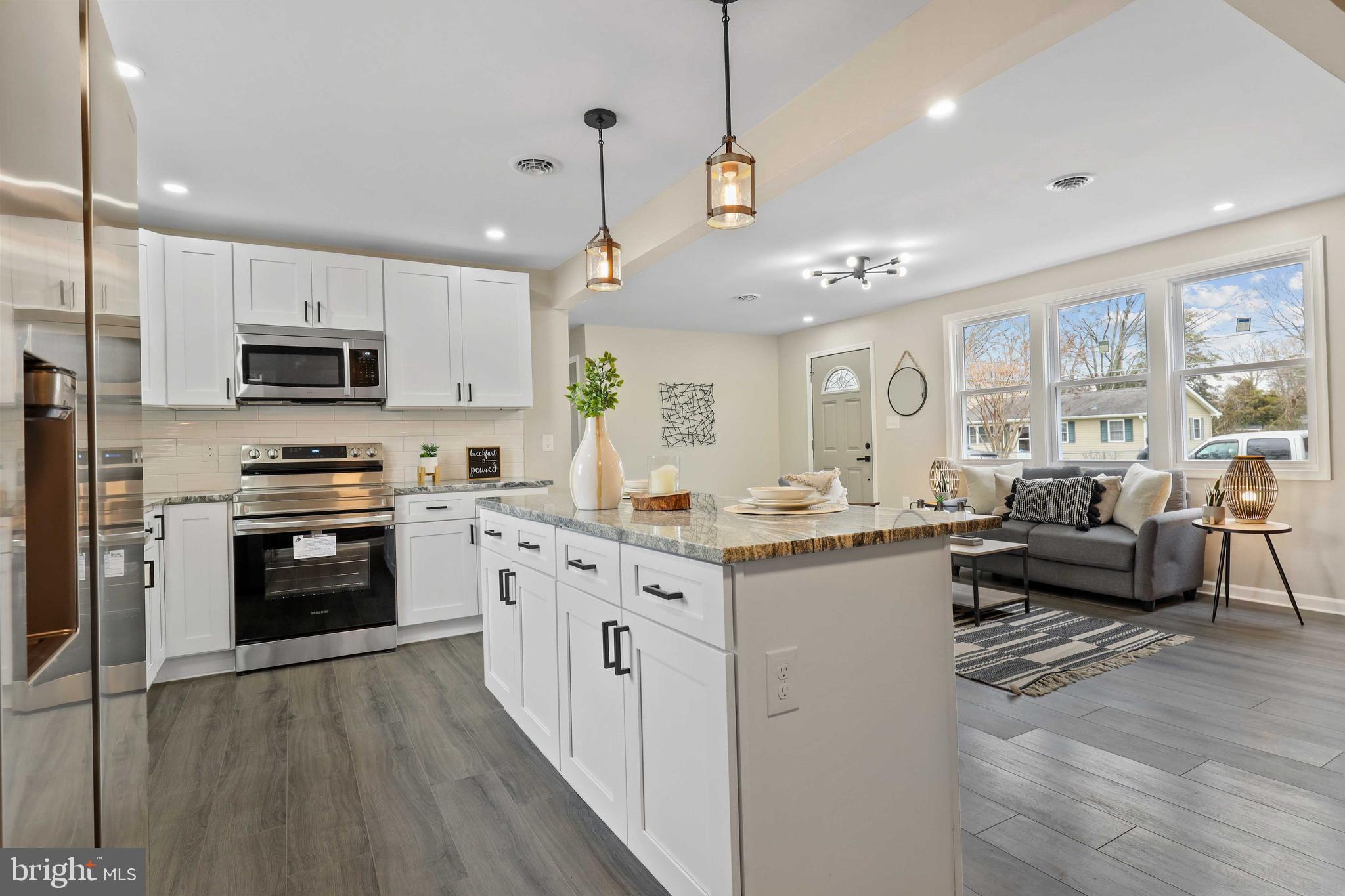 103 River Road Edgewater, MD 21037 - Photo 15 of 33 Granite Countertops