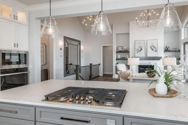 $1,798,000 | 13705 West Guilford Road, Leawood, KS 66224