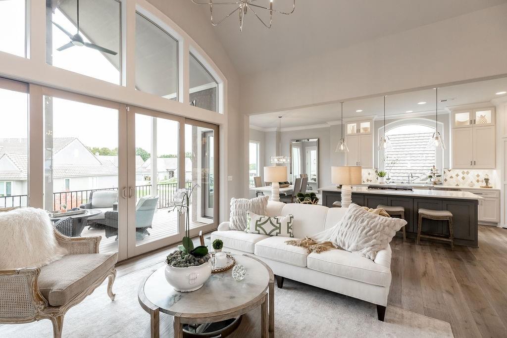 13705 West Guilford Road Leawood, KS 66224 - Photo 6 of 39