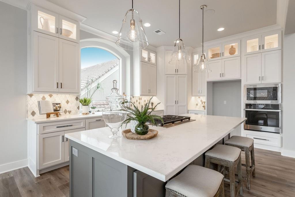 13705 West Guilford Road Leawood, KS 66224 - Photo 8 of 39