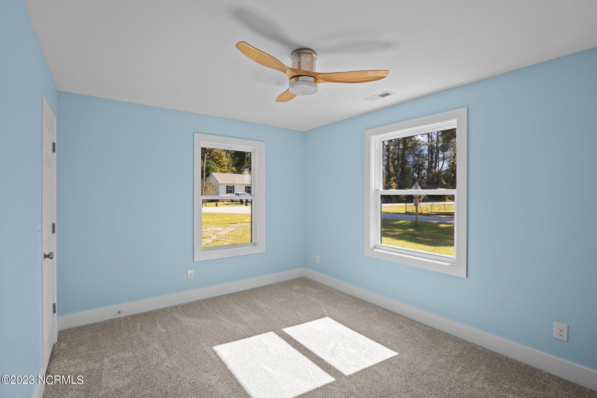 201 Riverside Drive New Bern, NC 28560 - Photo 12 of 35 13-web-or-mls-2I3A0033