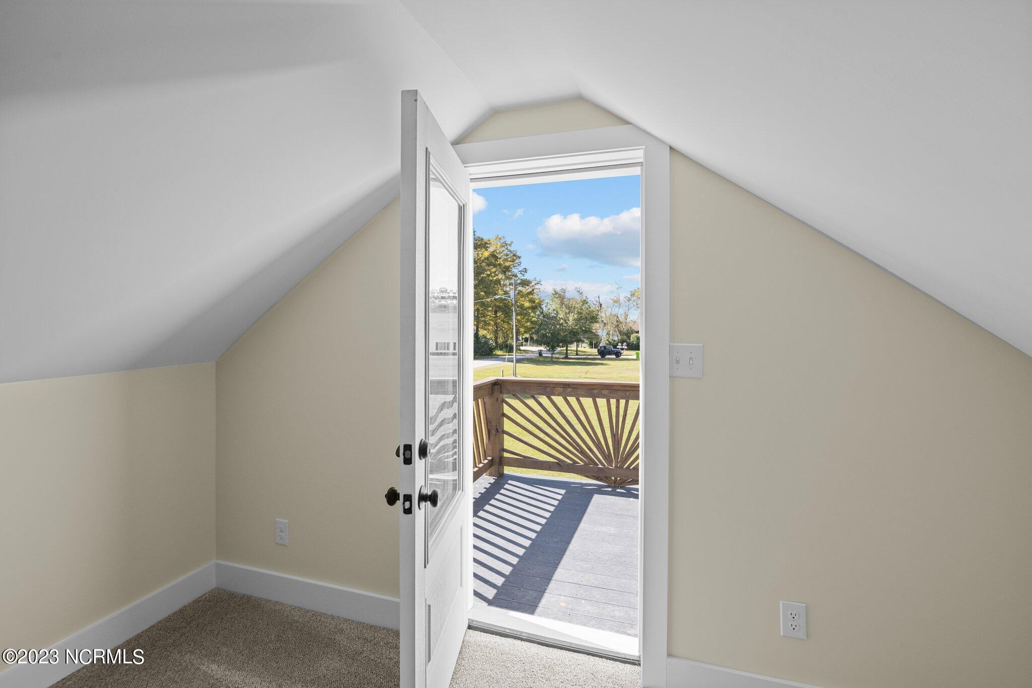 201 Riverside Drive New Bern, NC 28560 - Photo 23 of 35 26-web-or-mls-2I3A0066