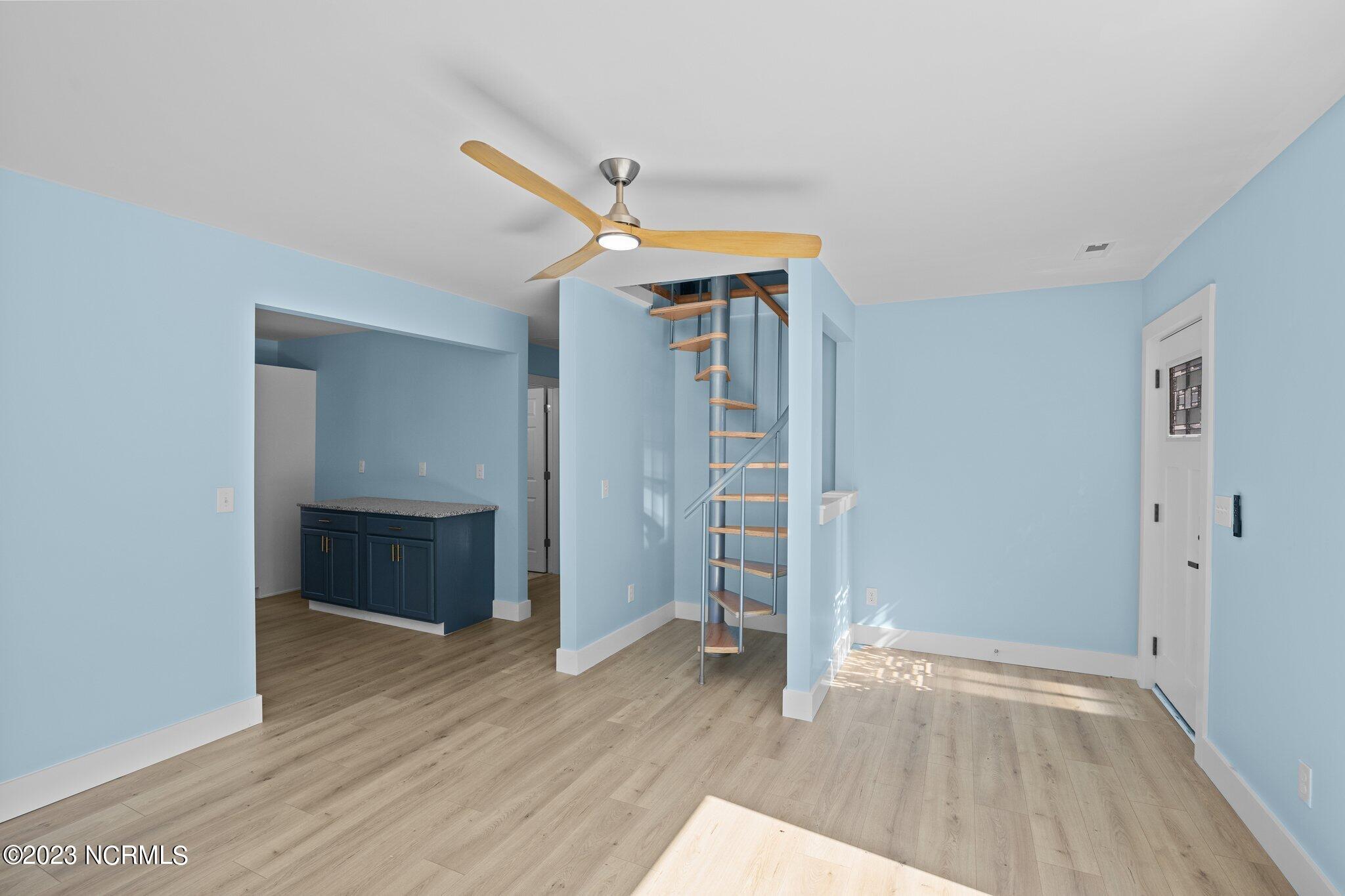 201 Riverside Drive New Bern, NC 28560 - Photo 4 of 35 8-web-or-mls-2I3A0012-1