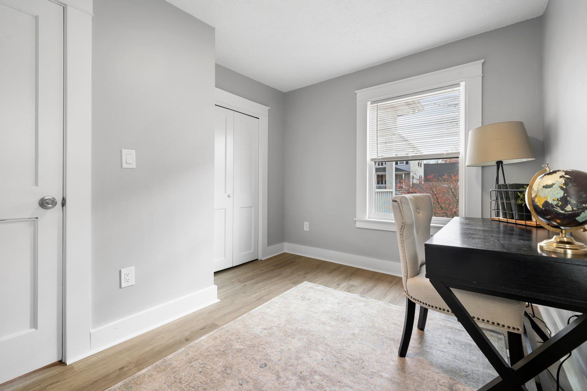 15 East Dunstable Road Nashua, NH 03060 - Photo 11 of 34