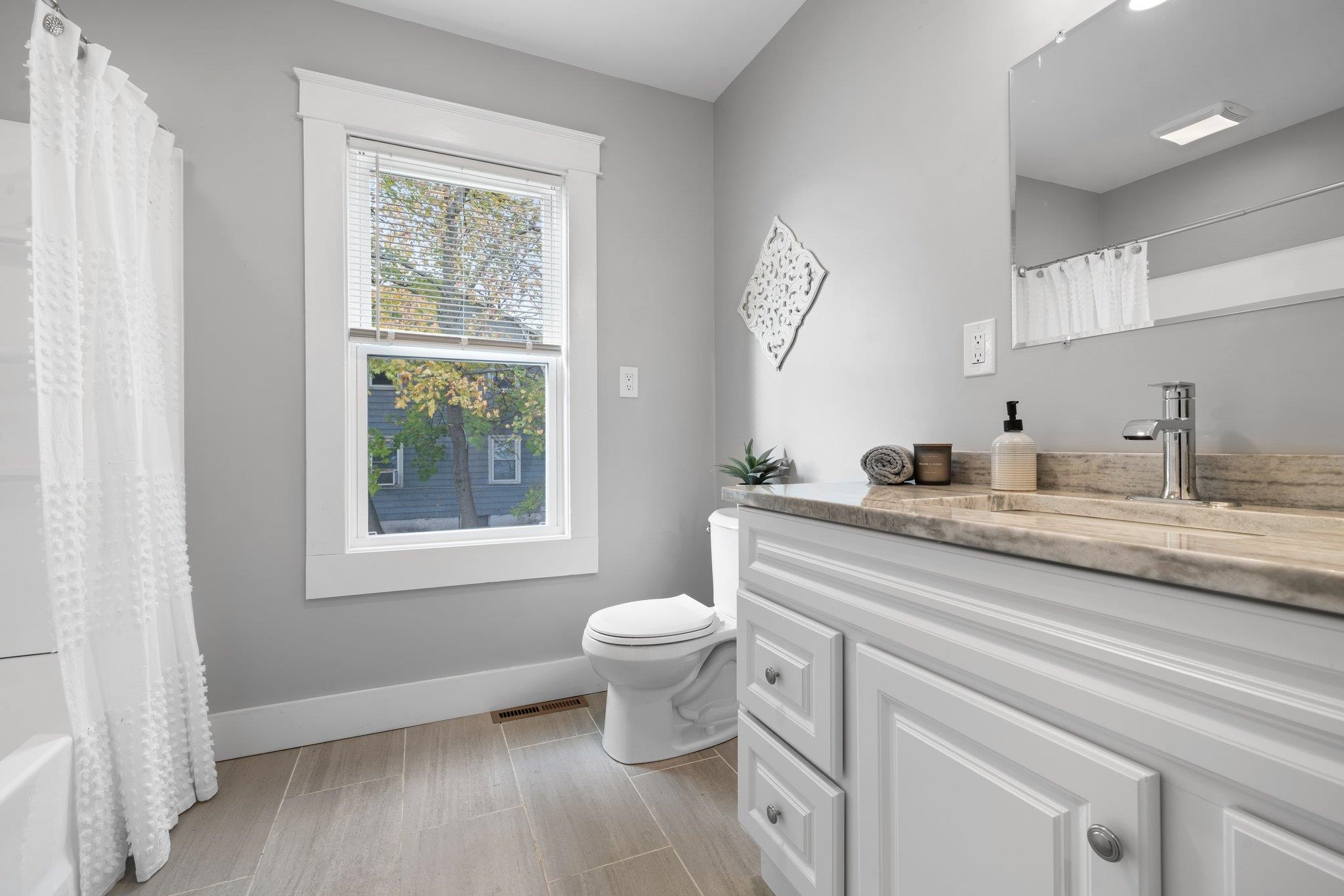 15 East Dunstable Road Nashua, NH 03060 - Photo 15 of 34