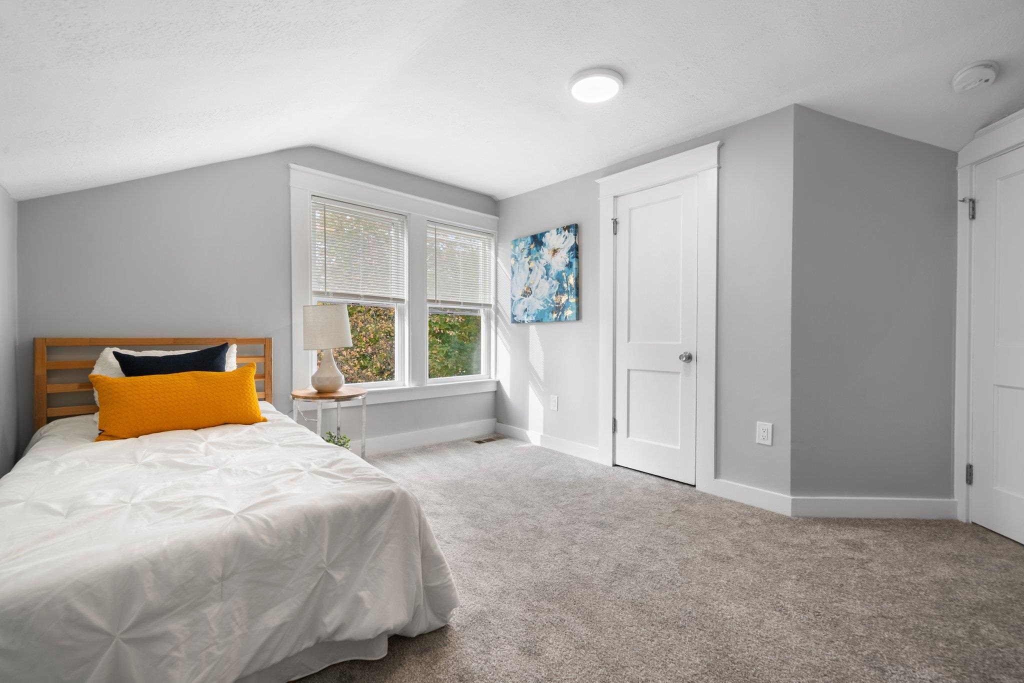 15 East Dunstable Road Nashua, NH 03060 - Photo 19 of 34