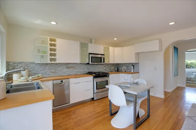 $2,250,000 | 2325 Edgewater Way, Santa Barbara, CA 93109