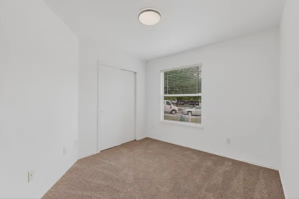 $1,800 | 13124 Maidenhair Trail, Elgin, TX 78621