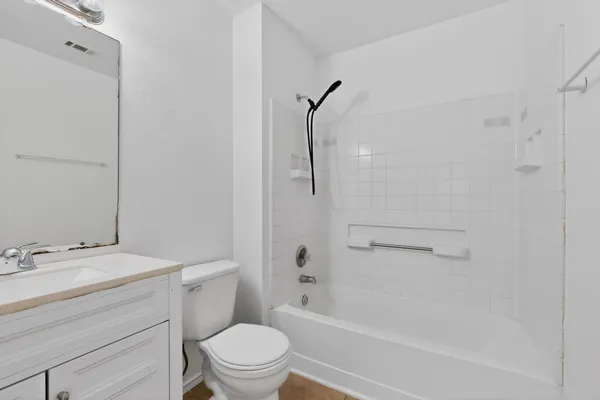 $1,800 | 13124 Maidenhair Trail, Elgin, TX 78621