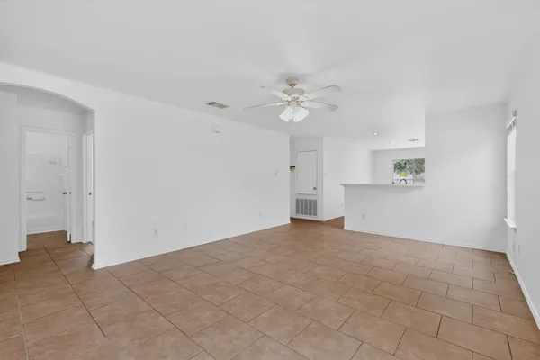 $1,800 | 13124 Maidenhair Trail, Elgin, TX 78621