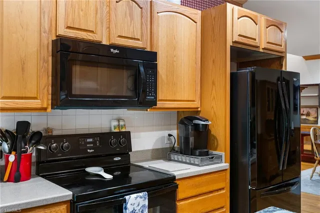 $1,100,000 | 163 Old Hickory Lane, Linville, NC 28646