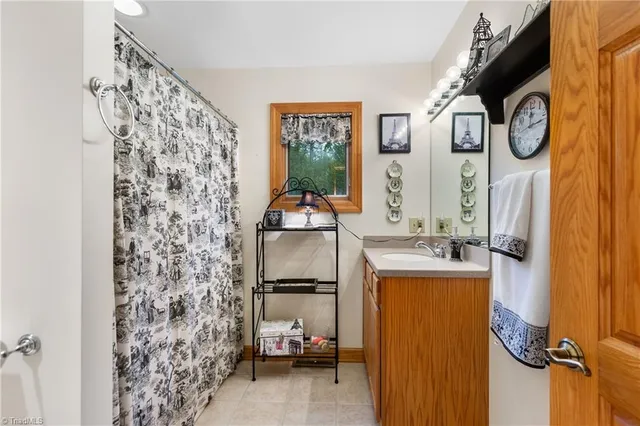 $1,100,000 | 163 Old Hickory Lane, Linville, NC 28646