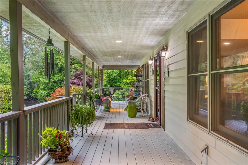 163 Old Hickory Lane Linville, NC 28646 - Photo 6 of 50