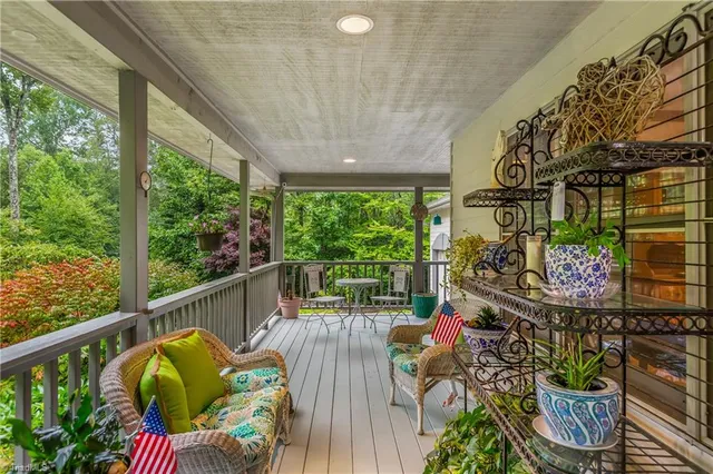 $1,100,000 | 163 Old Hickory Lane, Linville, NC 28646