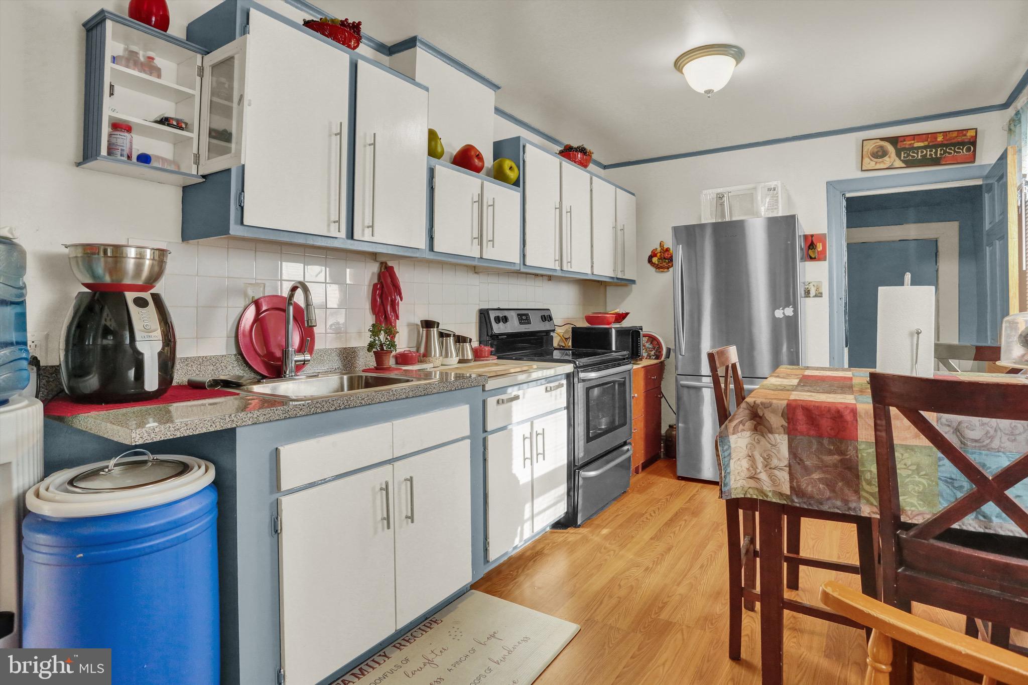 735 Weiser Street Reading, PA 19601 - Photo 7 of 23 Gallery Image 7