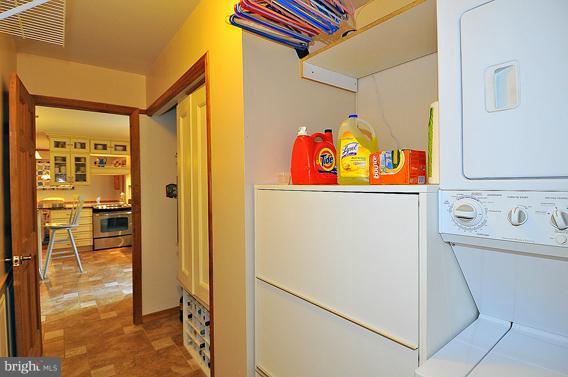 4913 West Running Brook Road Columbia, MD 21044 - Photo 1 of 30 Laundry Room