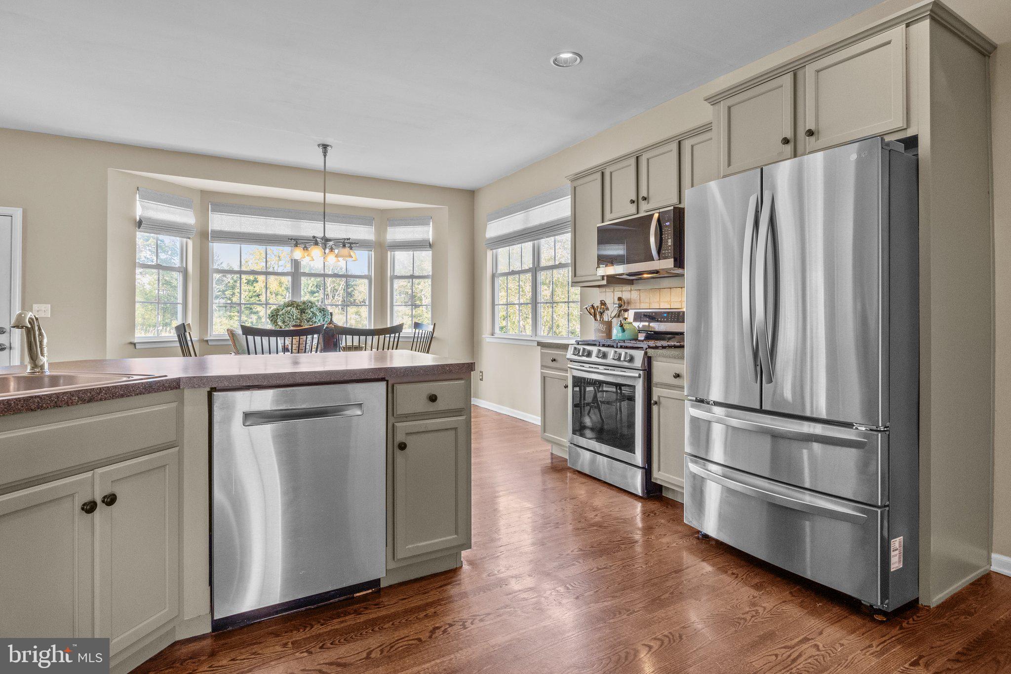 29 Kingsridge Road Frenchtown, NJ 08825 - Photo 3 of 41 Gallery Image 3