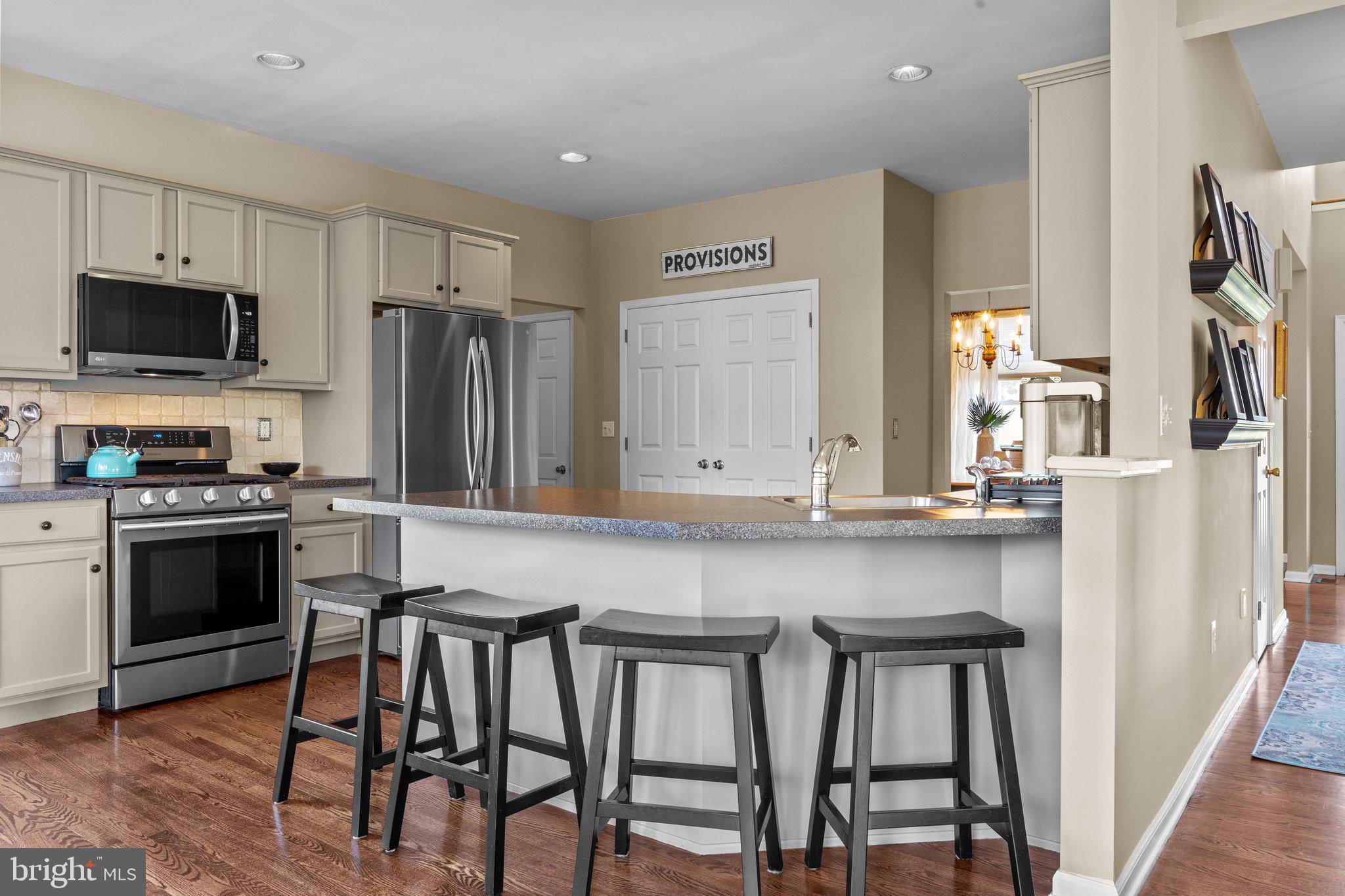 29 Kingsridge Road Frenchtown, NJ 08825 - Photo 5 of 41 Gallery Image 5