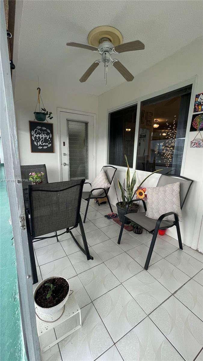 5300 Washington Street, Unit J312 Hollywood, FL 33021 - Photo 16 of 22