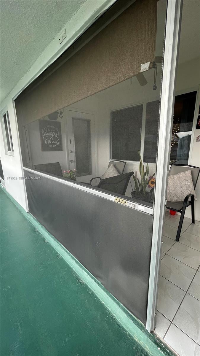 5300 Washington Street, Unit J312 Hollywood, FL 33021 - Photo 19 of 22