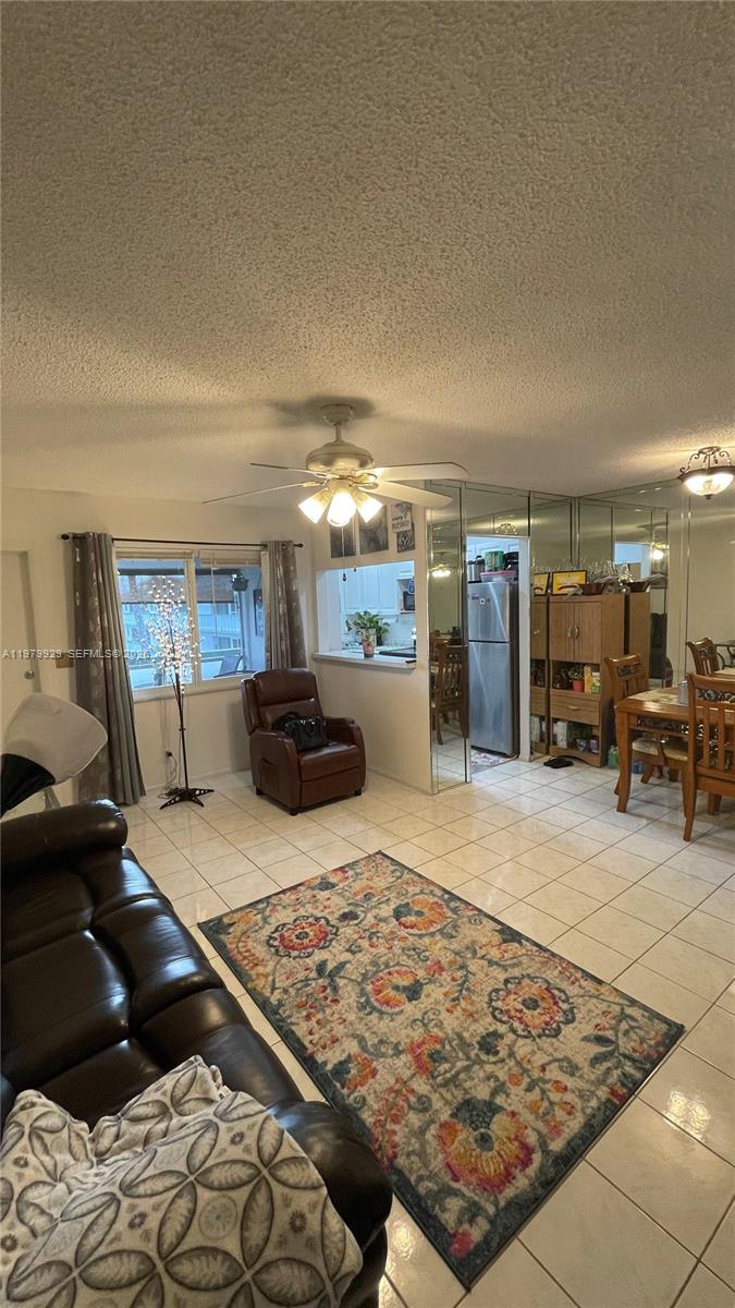 5300 Washington Street, Unit J312 Hollywood, FL 33021 - Photo 4 of 22