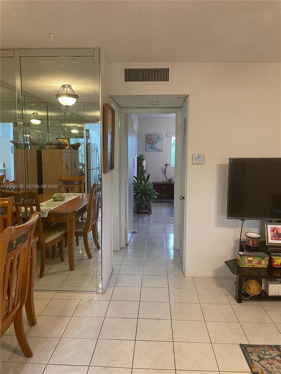 5300 Washington Street, Unit J312 Hollywood, FL 33021 - Photo 5 of 22