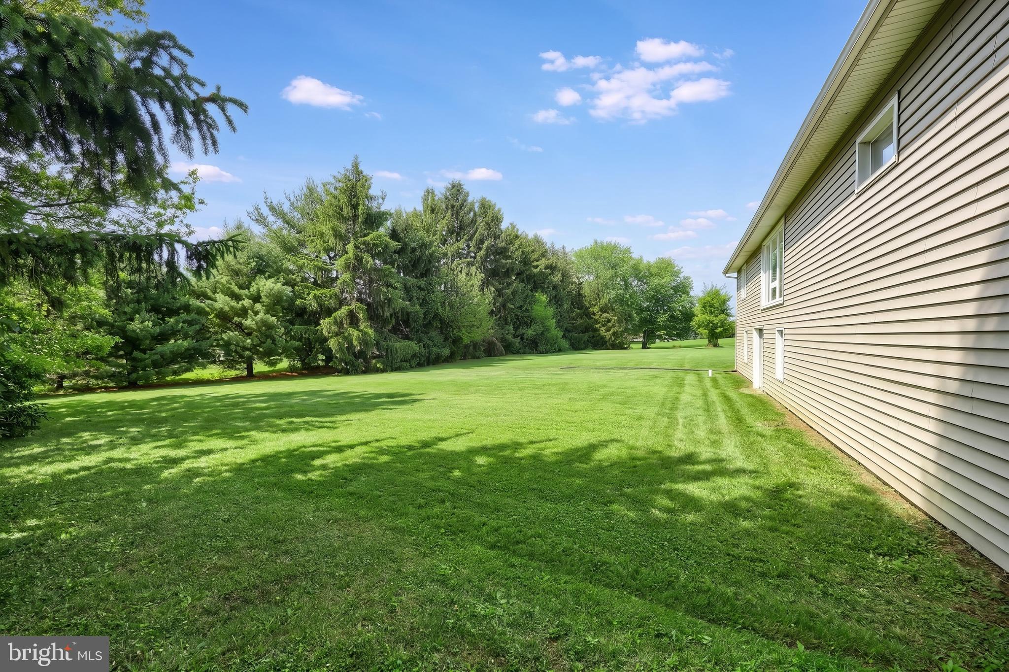 2071 Palomino Road Dover, PA 17315 - Photo 7 of 30