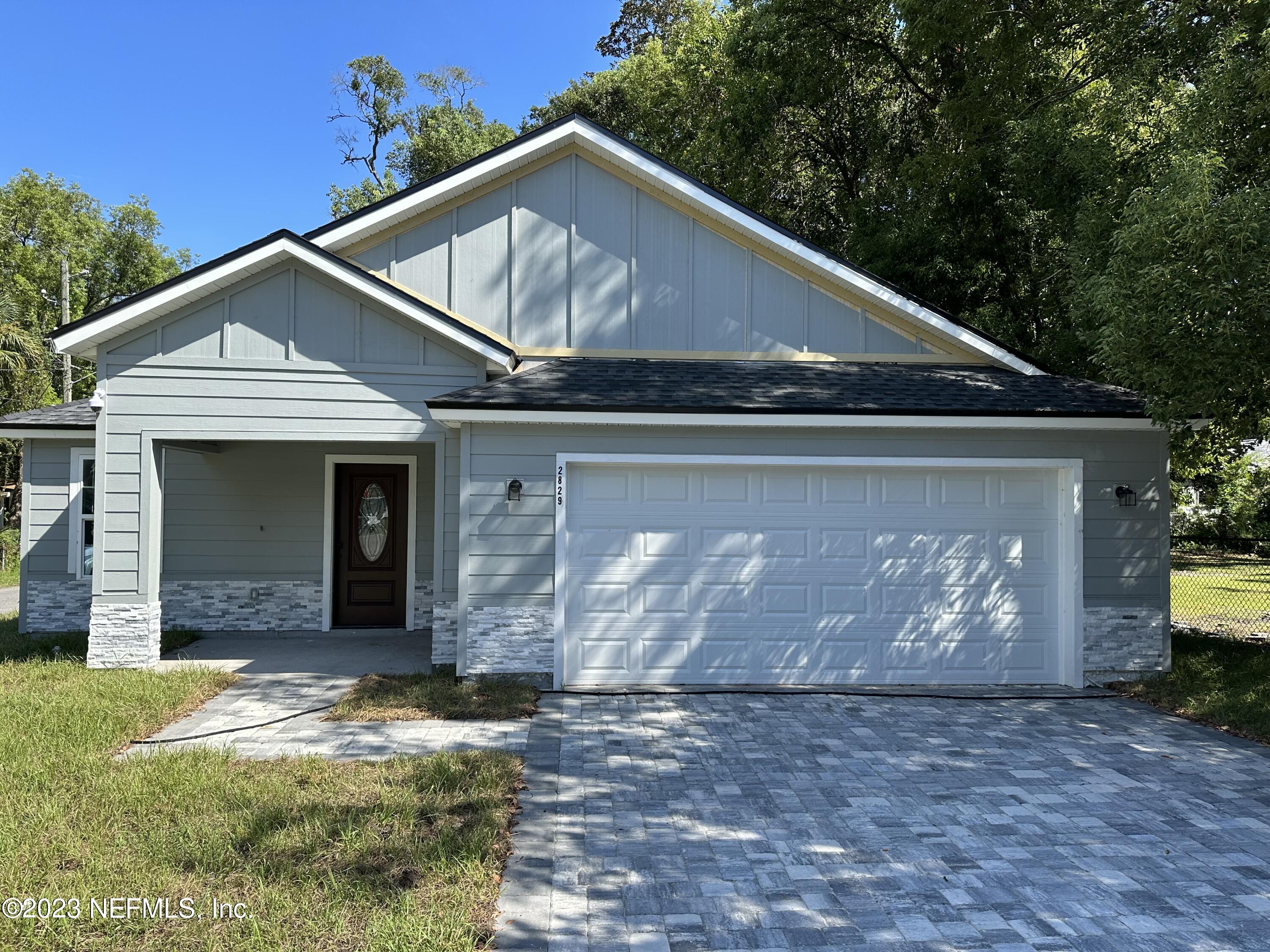 2829 Fleming Street Jacksonville, FL 32254 - Photo 2 of 24