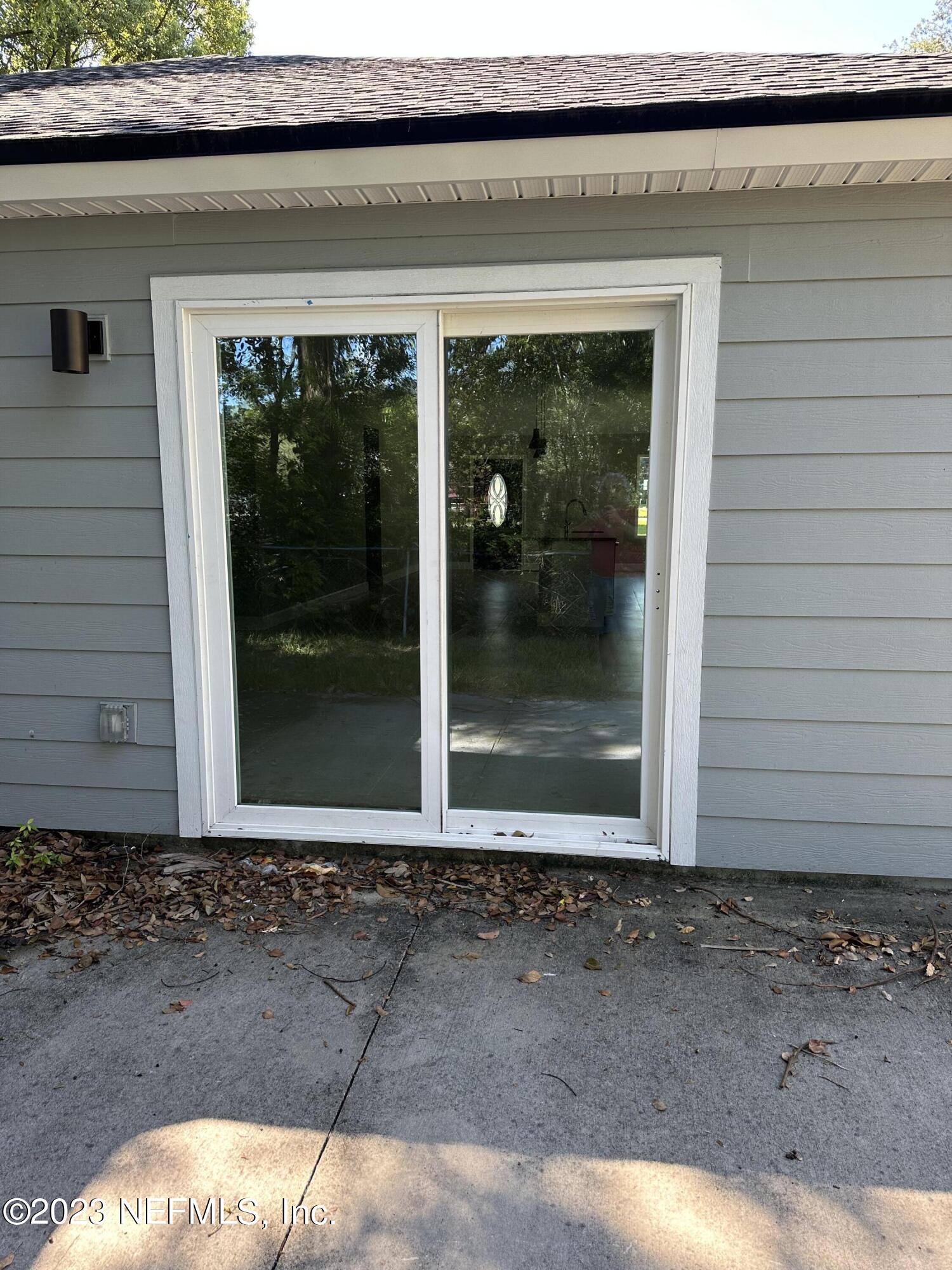 2829 Fleming Street Jacksonville, FL 32254 - Photo 10 of 24