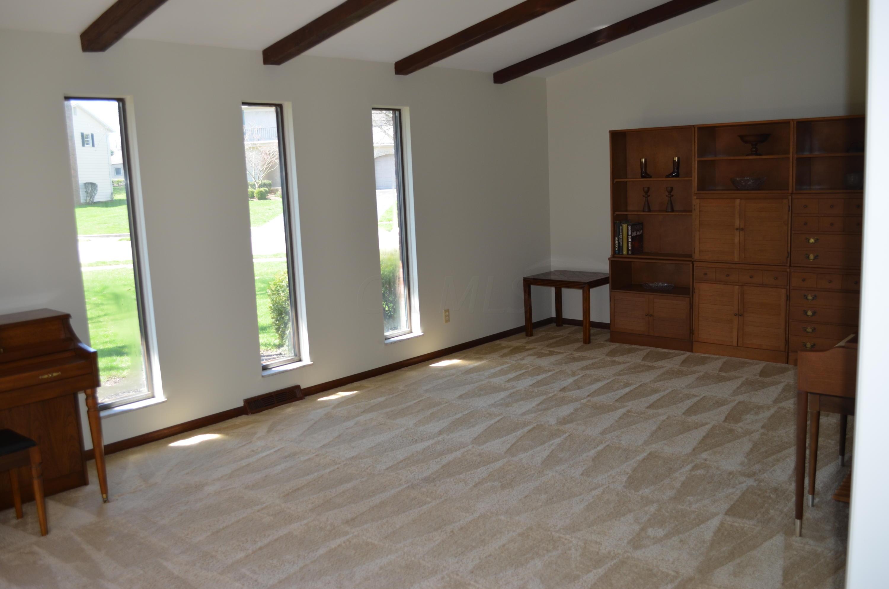 4020 Newhall Road Upper Arlington, OH 43220 - Photo 11 of 24