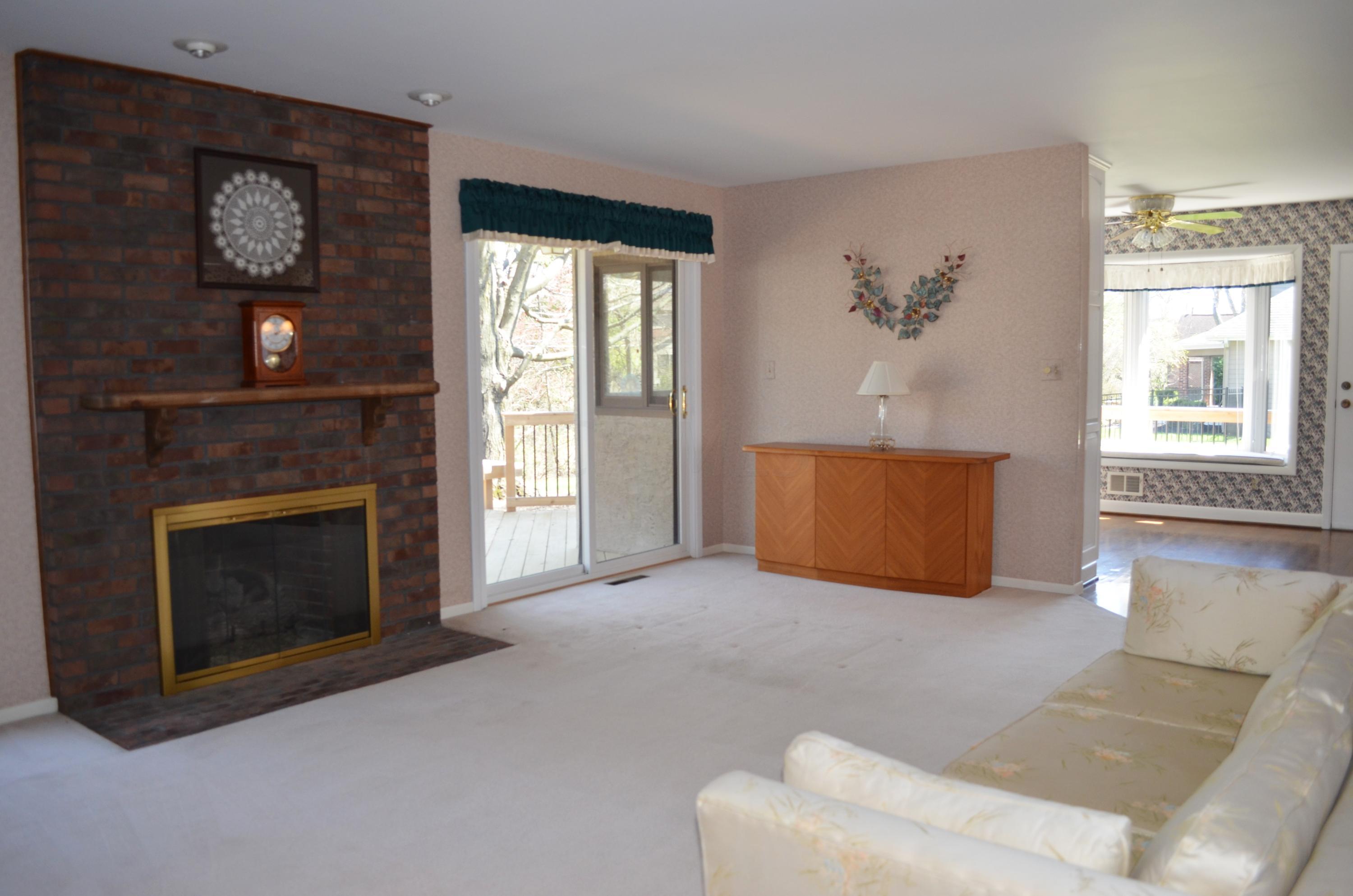 4020 Newhall Road Upper Arlington, OH 43220 - Photo 5 of 24
