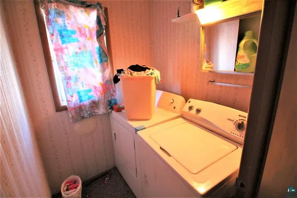 $119,900 | 513 16th Avenue West, Ashland, WI 54806