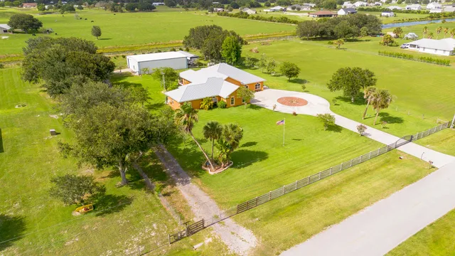 $850,000 | 7611 Southwest 21st Parkway, Okeechobee, FL 34974