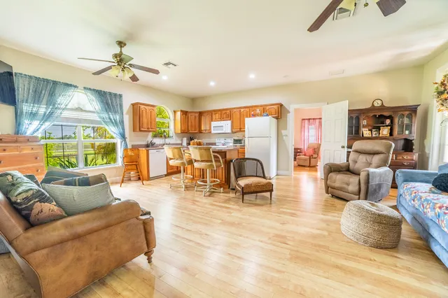 $850,000 | 7611 Southwest 21st Parkway, Okeechobee, FL 34974