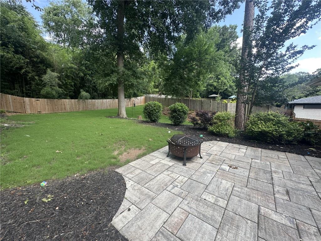 1447 Brookvalley Lane Atlanta, GA 30324 - Photo 2 of 3