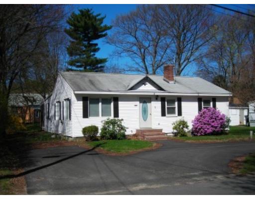 6 Burditt Road North Reading, MA 01864 - Photo 2 of 9 Gallery Image 2
