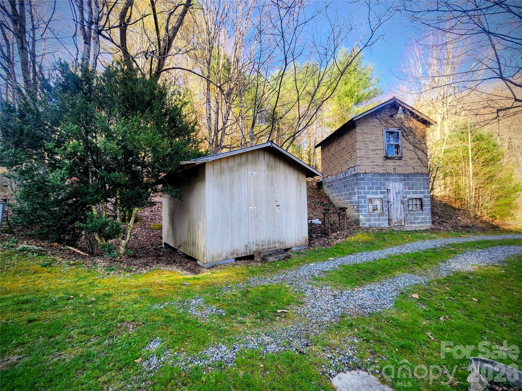 1025 Chandler Cove Road Marshall, NC 28753 - Photo 13 of 46