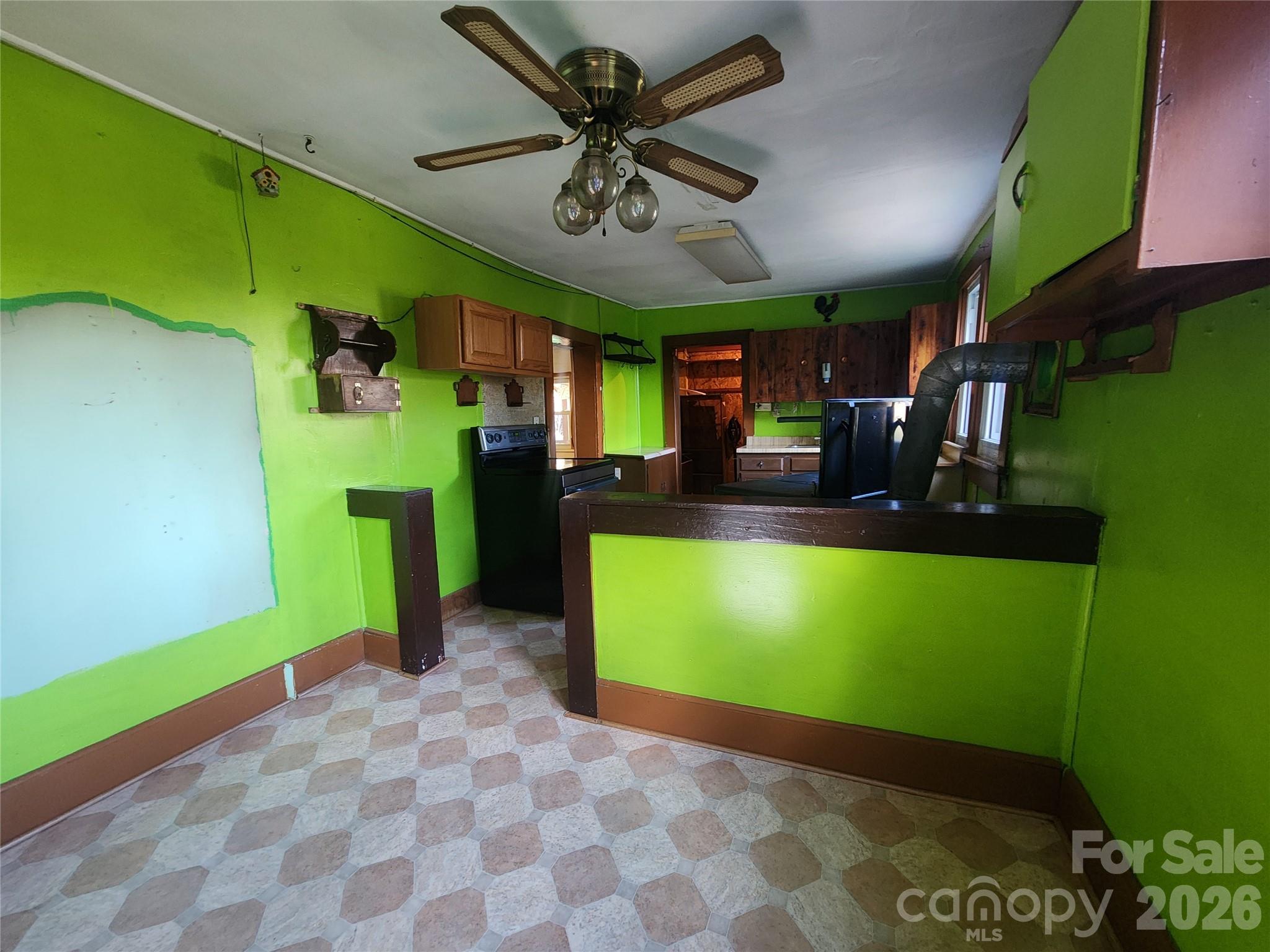 1025 Chandler Cove Road Marshall, NC 28753 - Photo 8 of 46