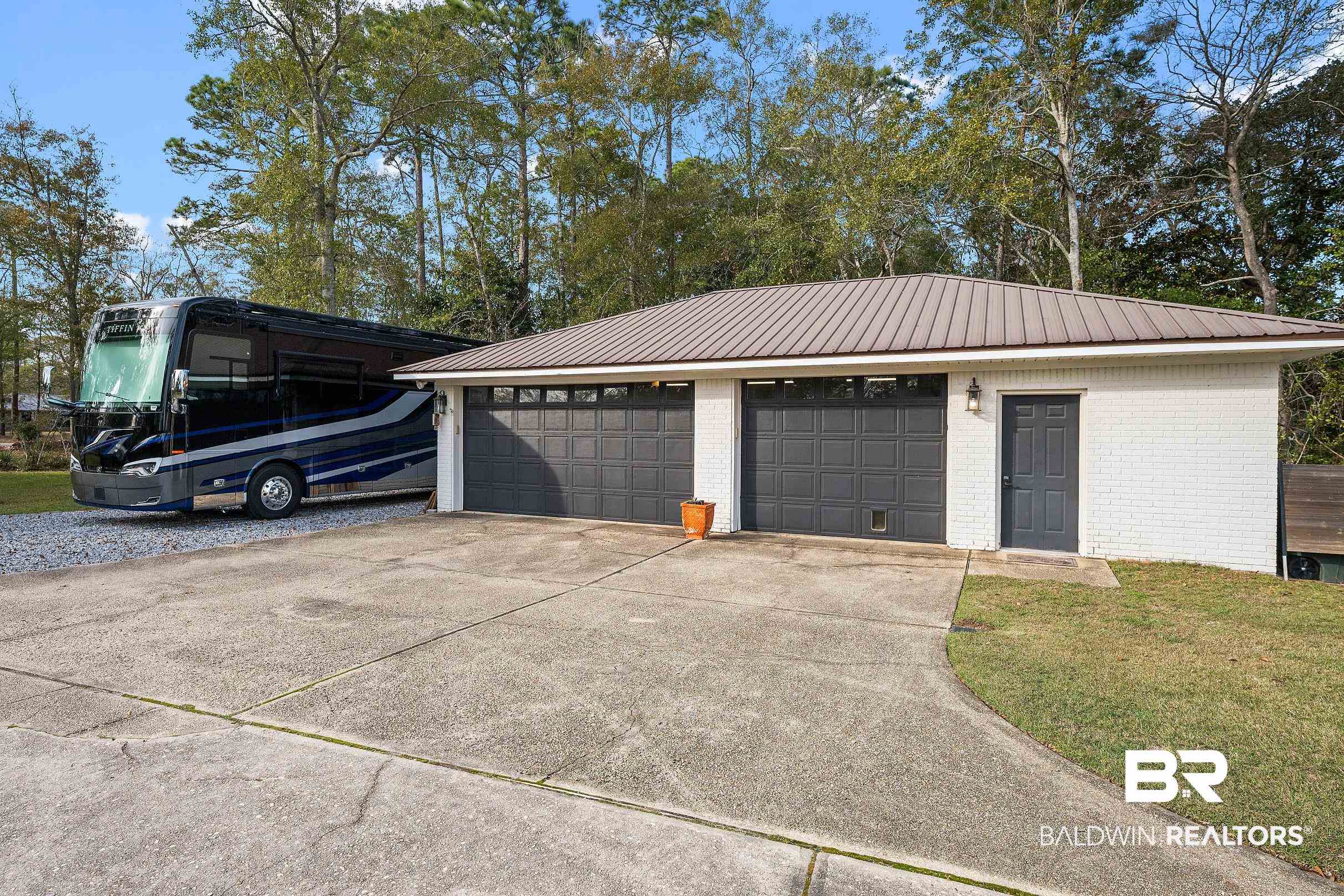 8490 Bay View Drive Foley, AL 36535 - Photo 63 of 67 View of detached garage