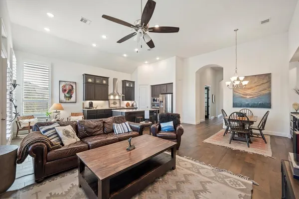 $3,100 | 1524 Everitt Trail, Fort Worth, TX 76052
