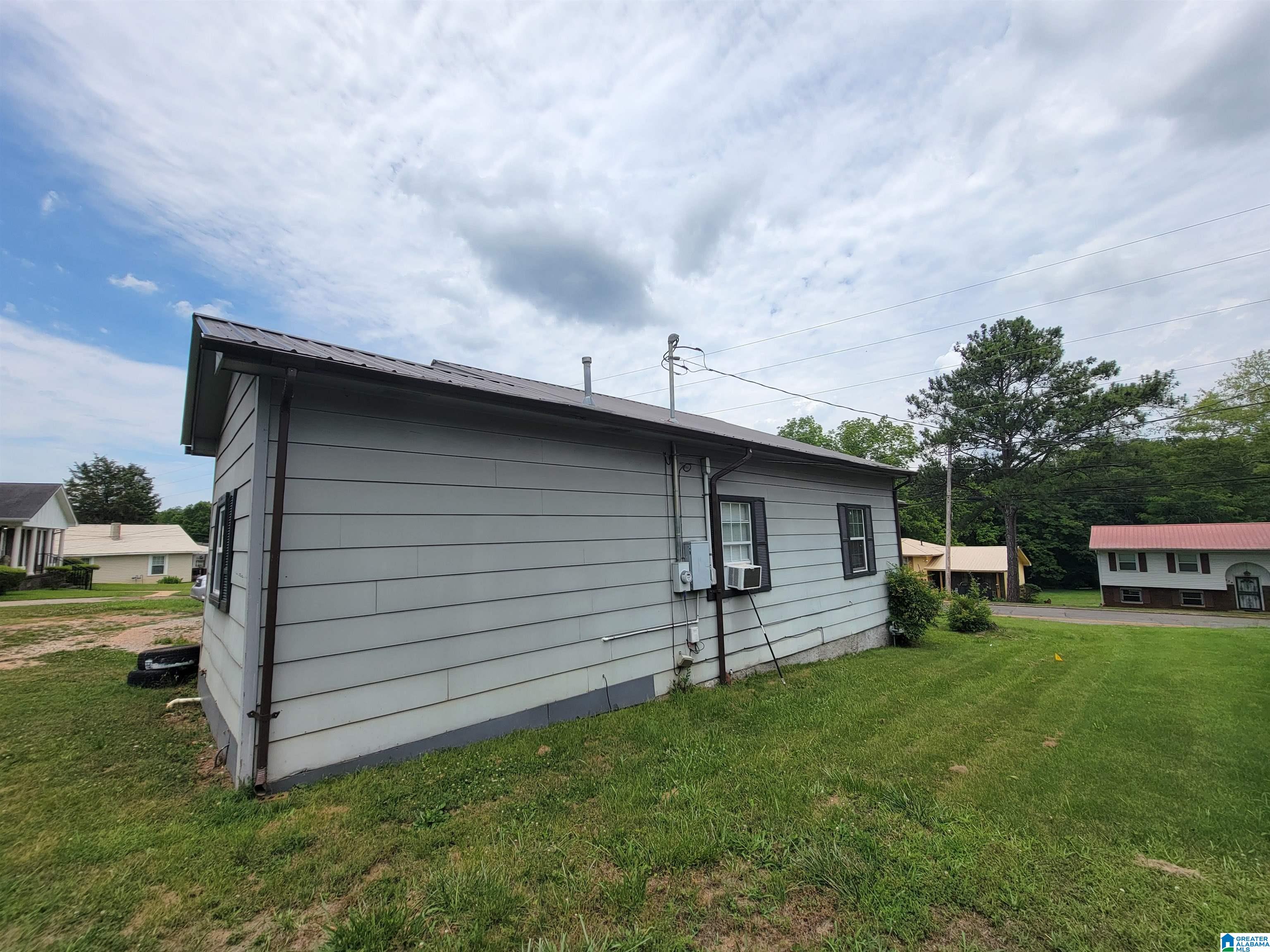 930 Battle Street West Talladega, AL 35160 - Photo 10 of 11