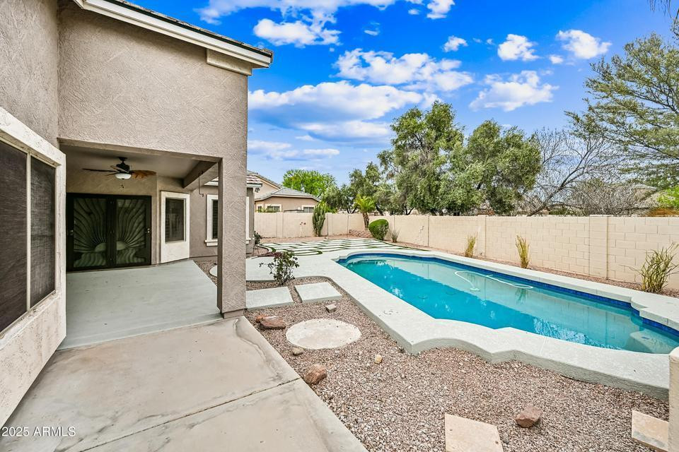 865 South Oak Street Gilbert, AZ 85233 - Photo 25 of 27 a house view with a backyard space