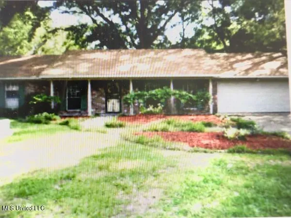 $155,000 | 205 Beechcrest Drive, Jackson, MS 39211