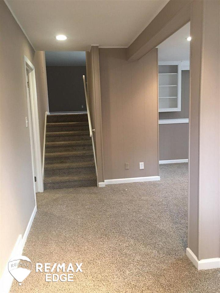 8155 Davison Road Davison, MI 48423 - Photo 19 of 23 21526382-20.JPG